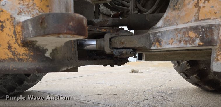 image for item DS5283 1997 Case 621B XT wheel loader