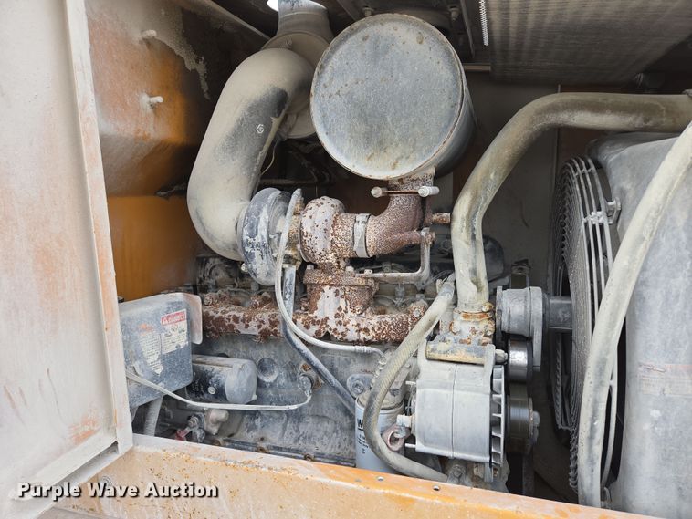 image for item DS5283 1997 Case 621B XT wheel loader