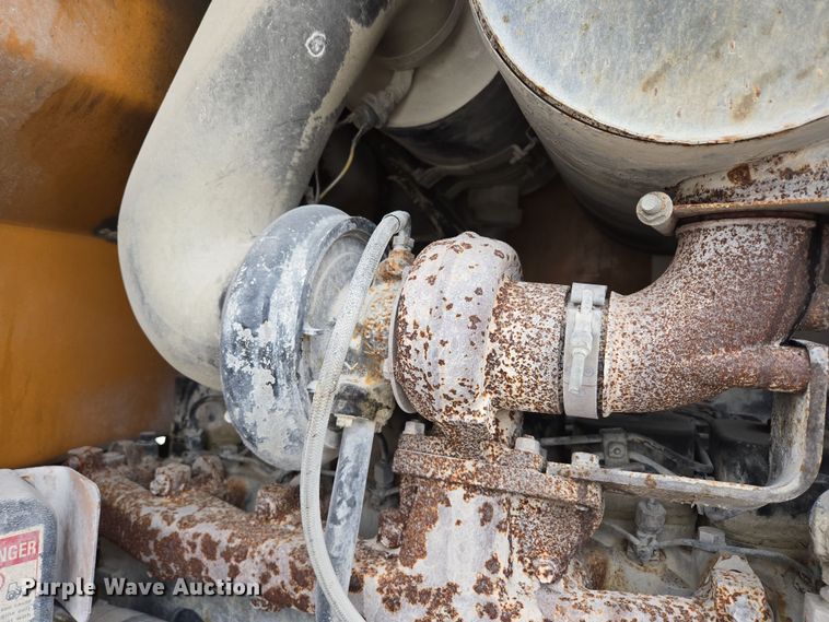 image for item DS5283 1997 Case 621B XT wheel loader