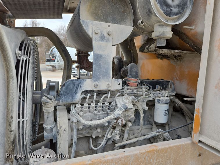 image for item DS5283 1997 Case 621B XT wheel loader