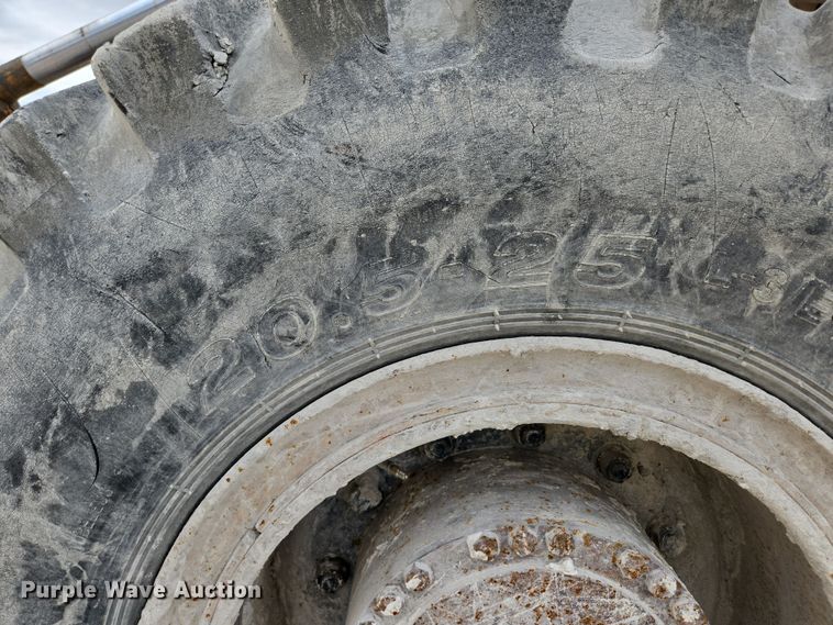 image for item DS5283 1997 Case 621B XT wheel loader