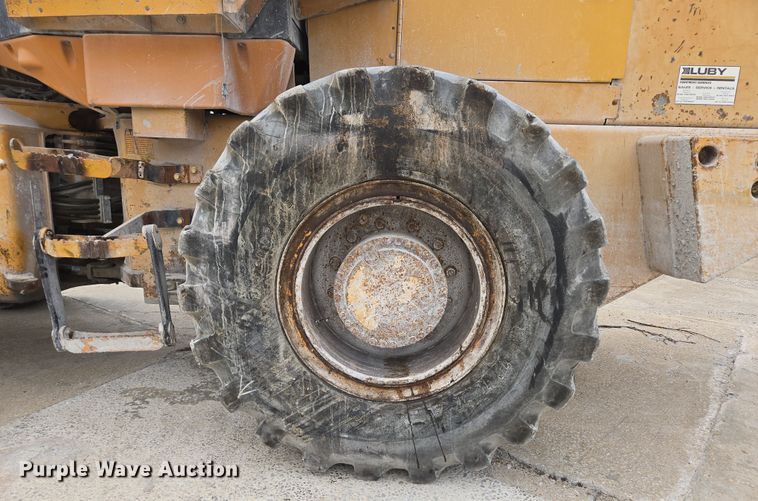 image for item DS5283 1997 Case 621B XT wheel loader