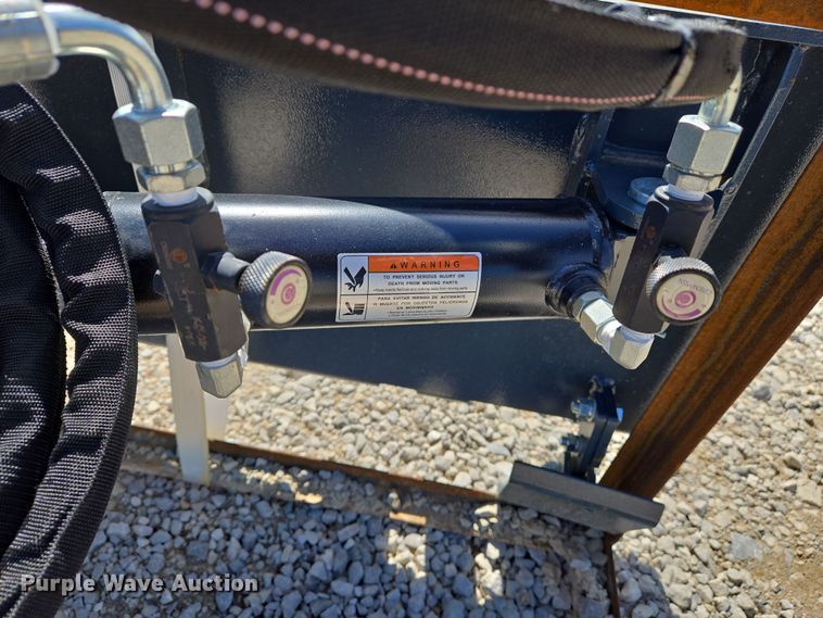 image for item DS5317 Handy HSSG27 skid steer stump grinder