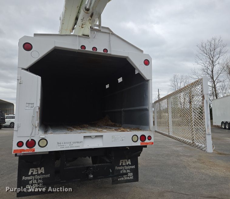 image for item DS5336 2005 International 4300 forestry bucket truck