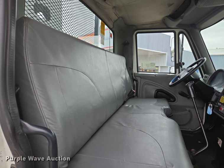 image for item DS5336 2005 International 4300 forestry bucket truck