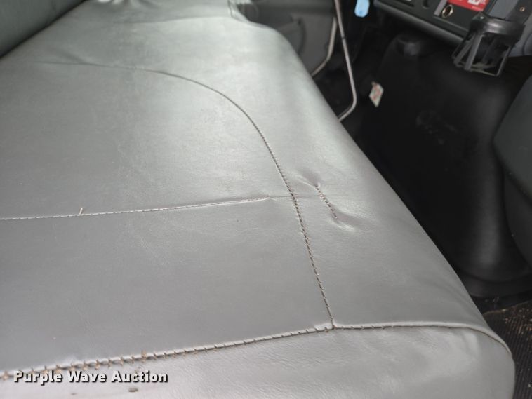 image for item DS5336 2005 International 4300 forestry bucket truck