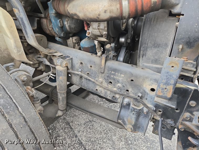 image for item DS5336 2005 International 4300 forestry bucket truck