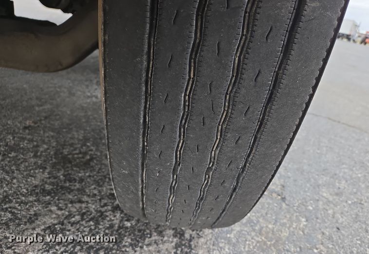 image for item DS5336 2005 International 4300 forestry bucket truck