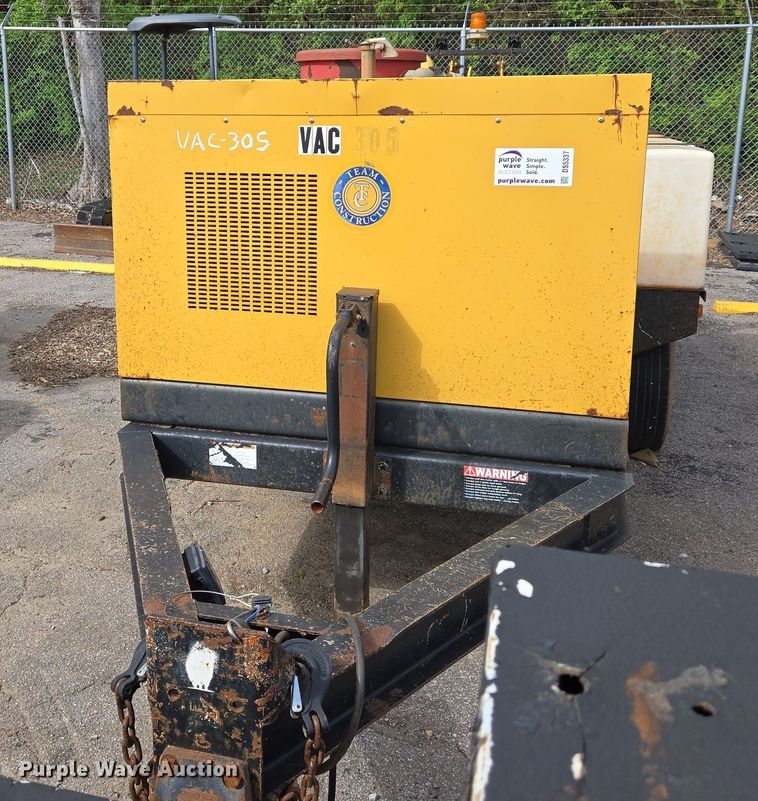 image for item DS5337 2011 Vermeer LP555DT-L vacuum excavator