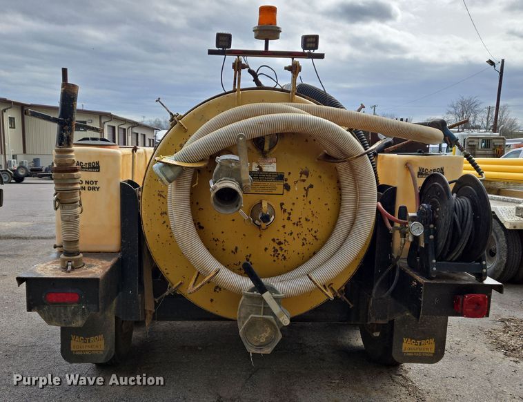 image for item DS5337 2011 Vermeer LP555DT-L vacuum excavator