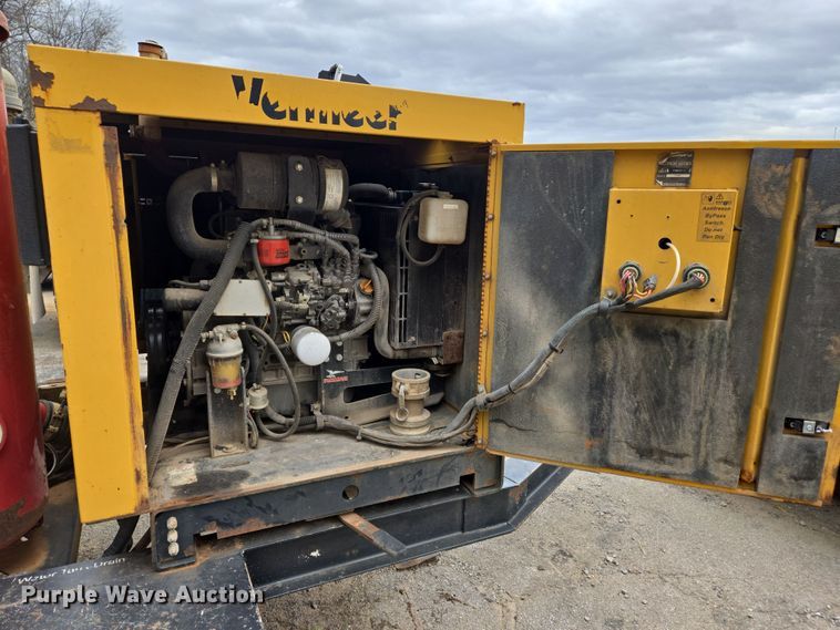 image for item DS5337 2011 Vermeer LP555DT-L vacuum excavator