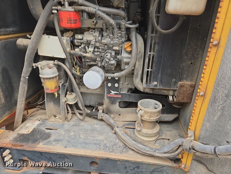 image for item DS5337 2011 Vermeer LP555DT-L vacuum excavator