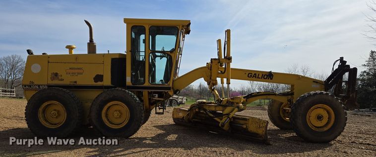 image for item DS5361 1997 Galion 850C motor grader