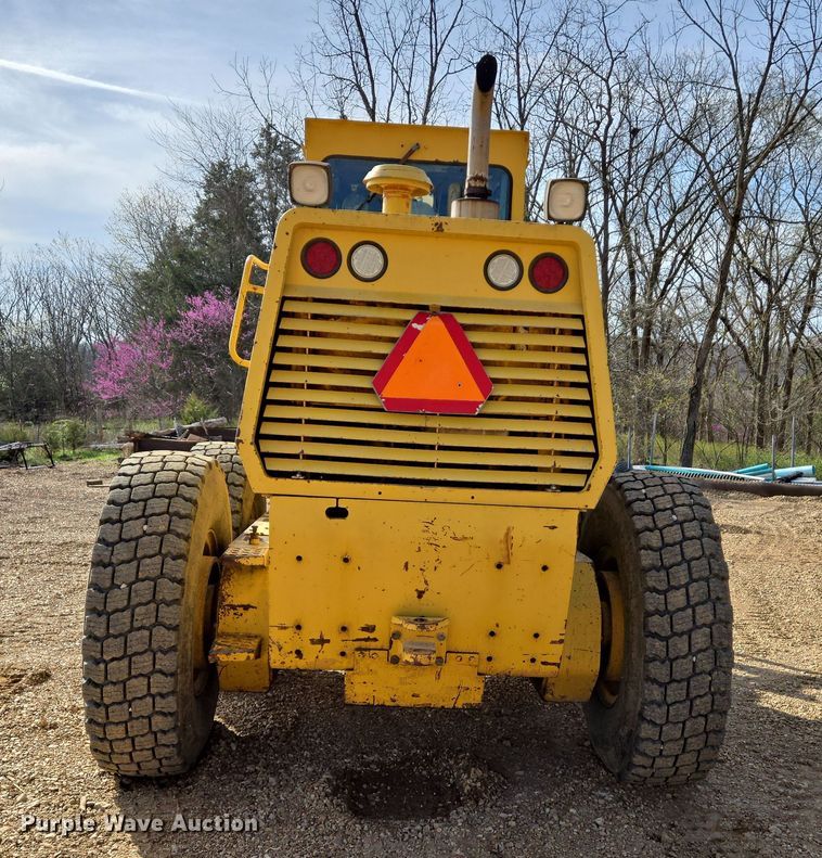 image for item DS5361 1997 Galion 850C motor grader