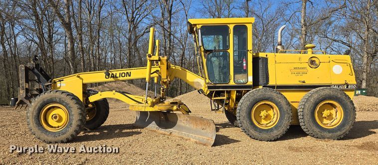 image for item DS5361 1997 Galion 850C motor grader