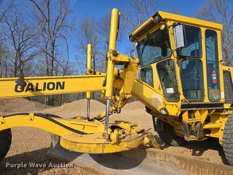 image for item DS5361 1997 Galion 850C motor grader