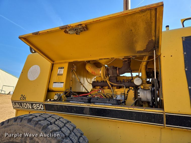 image for item DS5361 1997 Galion 850C motor grader
