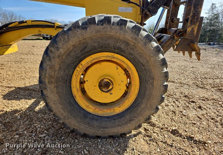 image for item DS5361 1997 Galion 850C motor grader