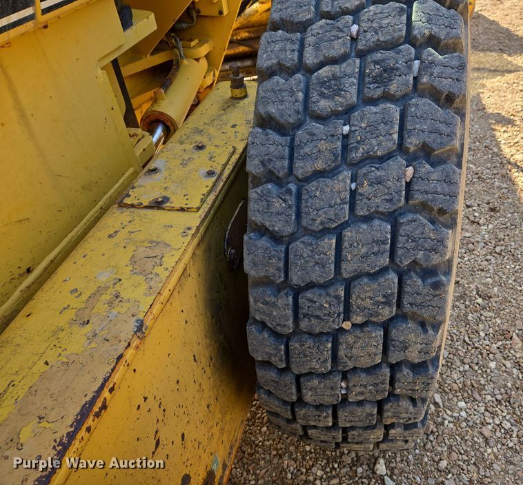 image for item DS5361 1997 Galion 850C motor grader