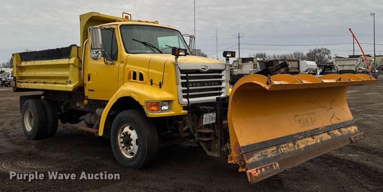 image for item DT0540 2003 Sterling L7500 dump truck