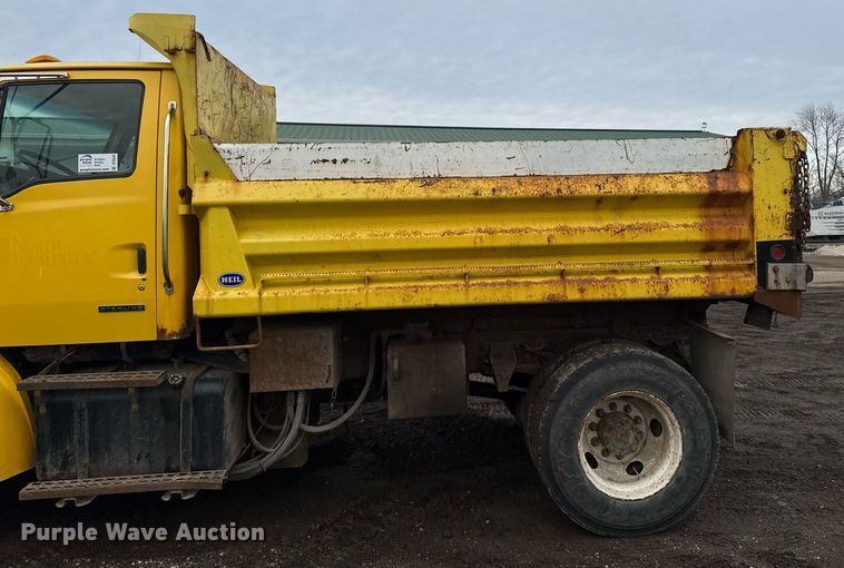 image for item DT0540 2003 Sterling L7500 dump truck