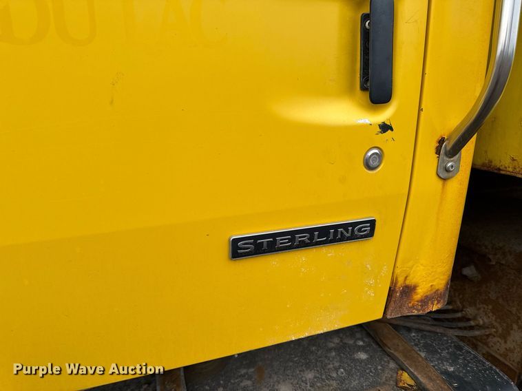 image for item DT0540 2003 Sterling L7500 dump truck