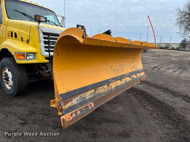 image for item DT0540 2003 Sterling L7500 dump truck