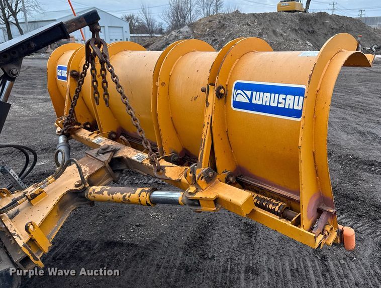 image for item DT0540 2003 Sterling L7500 dump truck