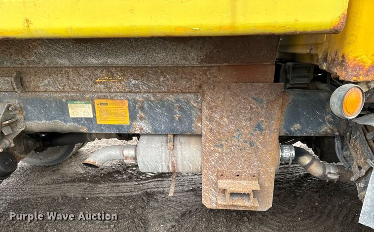 image for item DT0540 2003 Sterling L7500 dump truck