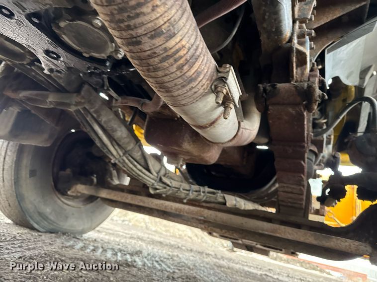 image for item DT0540 2003 Sterling L7500 dump truck