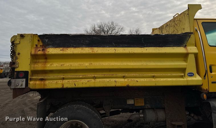 image for item DT0540 2003 Sterling L7500 dump truck