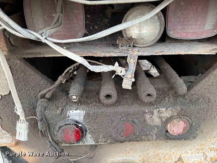 image for item DT0540 2003 Sterling L7500 dump truck