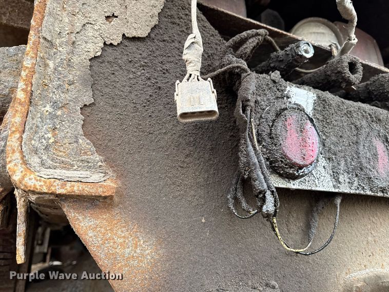 image for item DT0540 2003 Sterling L7500 dump truck