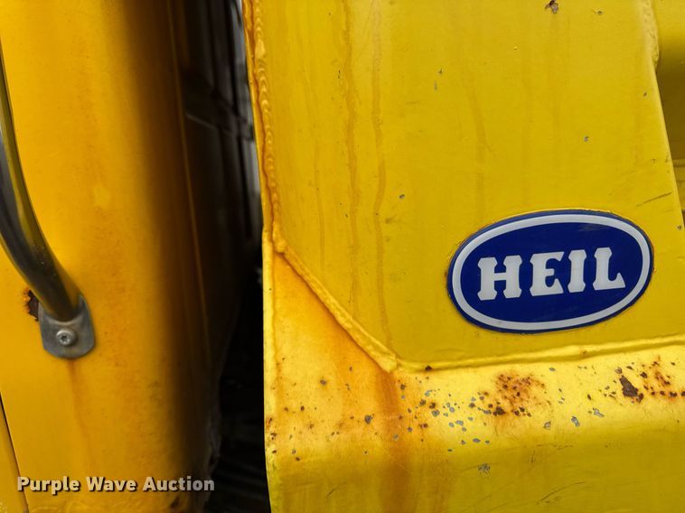 image for item DT0540 2003 Sterling L7500 dump truck