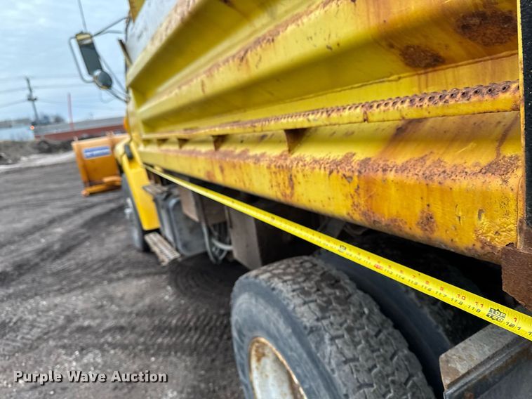 image for item DT0540 2003 Sterling L7500 dump truck