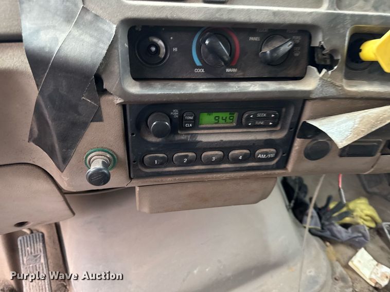 image for item DT0540 2003 Sterling L7500 dump truck