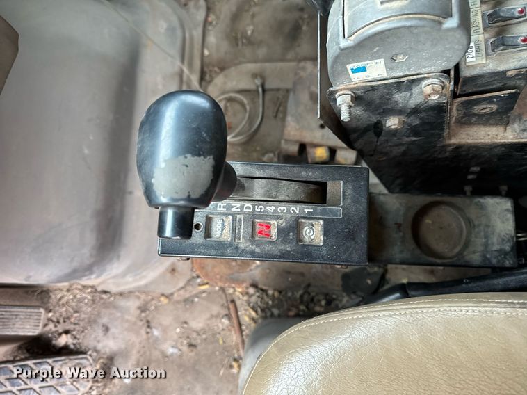 image for item DT0540 2003 Sterling L7500 dump truck