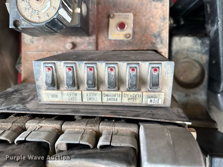 image for item DT0540 2003 Sterling L7500 dump truck