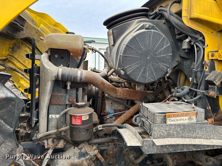 image for item DT0540 2003 Sterling L7500 dump truck