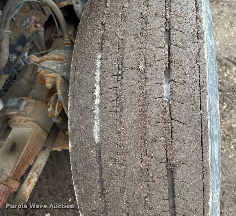 image for item DT0540 2003 Sterling L7500 dump truck