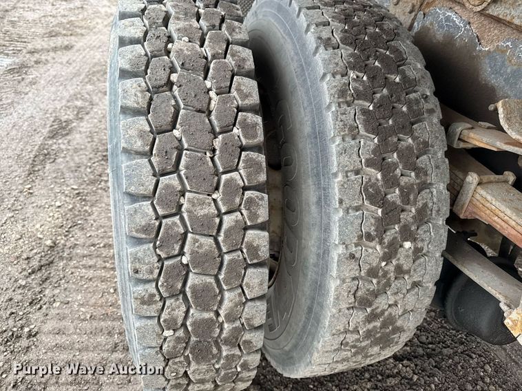 image for item DT0540 2003 Sterling L7500 dump truck