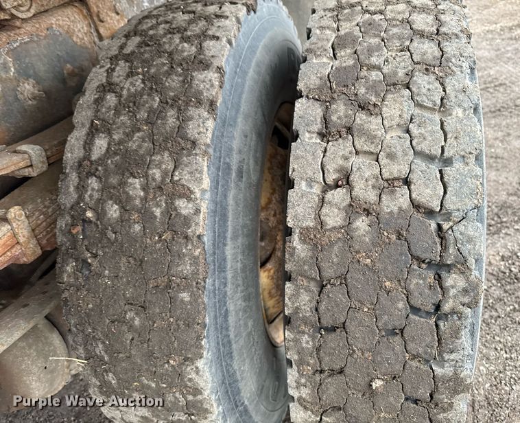 image for item DT0540 2003 Sterling L7500 dump truck