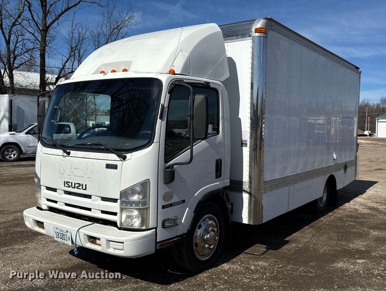 image for item DT0638 2010 Izuzu NPR delivery truck