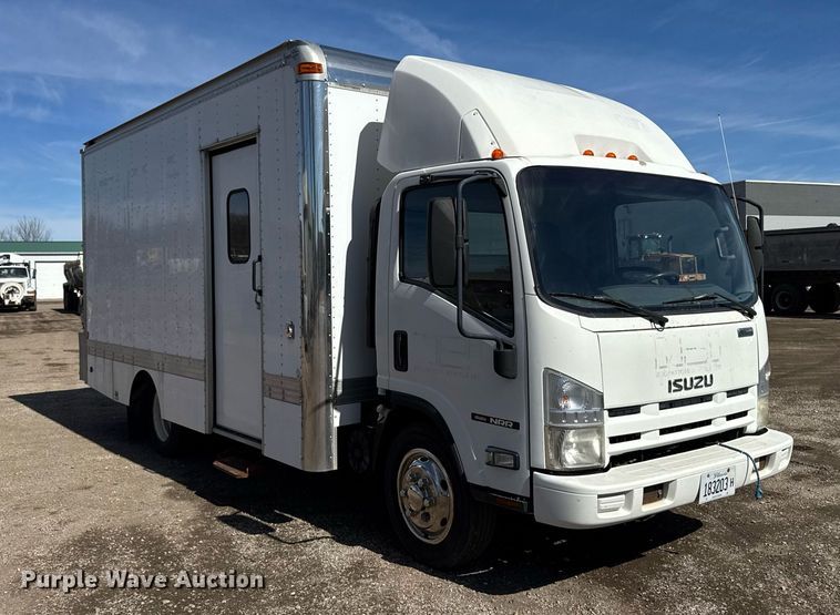 image for item DT0638 2010 Izuzu NPR delivery truck