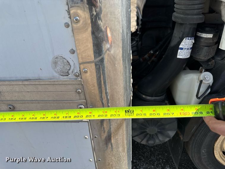 image for item DT0638 2010 Izuzu NPR delivery truck