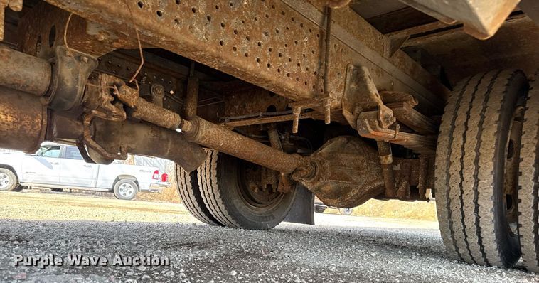 image for item DT0638 2010 Izuzu NPR delivery truck