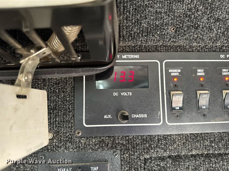 image for item DT0638 2010 Izuzu NPR delivery truck