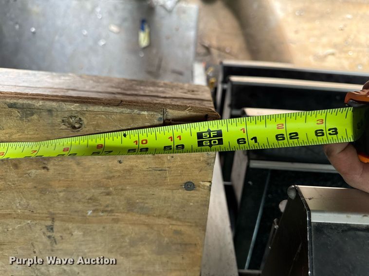 image for item DT0638 2010 Izuzu NPR delivery truck