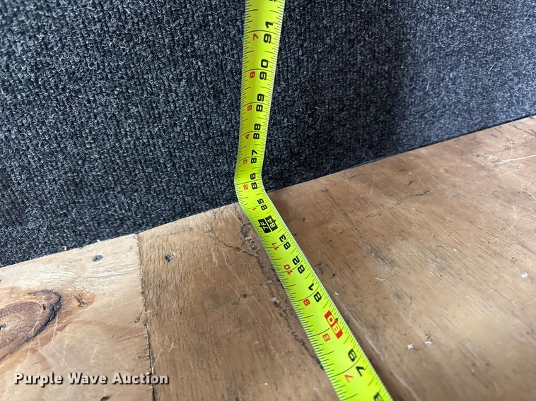 image for item DT0638 2010 Izuzu NPR delivery truck