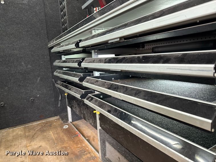 image for item DT0638 2010 Izuzu NPR delivery truck